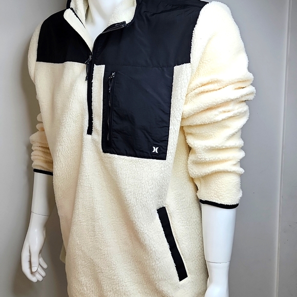 ÑHURLEY SHERPA (FAUX LAMB LOOK ALIKE) WARM SOFT SWEATER, BLACK & CREAM COLOR - Picture 2 of 12